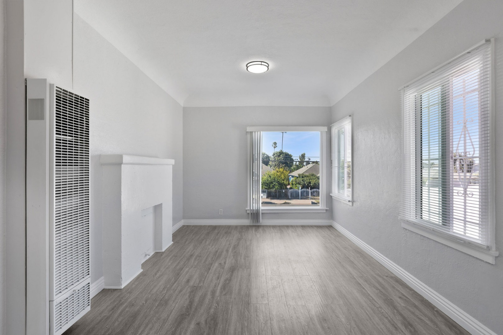 531 1/2 West 54th Street - 3